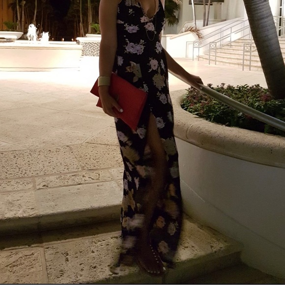 Roe & May Maxi with Slit - Picture 2 of 4